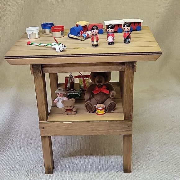 DANBURY MINT EUC-VTG SANTA W/Workbench & MRS CLAUS W/Tea Tray - Picture 6 of 14